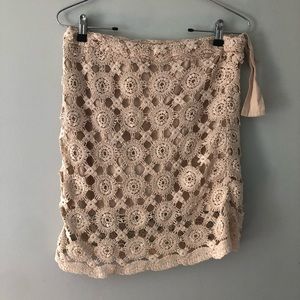 beautiful crochet skirt (adjustable waist)